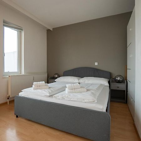 Apartment With A Private Terrace Located Right Near Belvedere Castle, 15 Minutes Away From Stephansdom Wina Bagian luar foto